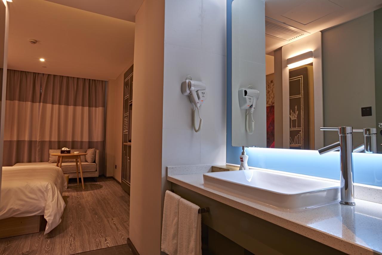 Готель Ibis Wenzhou Ariport Avenue Екстер'єр фото