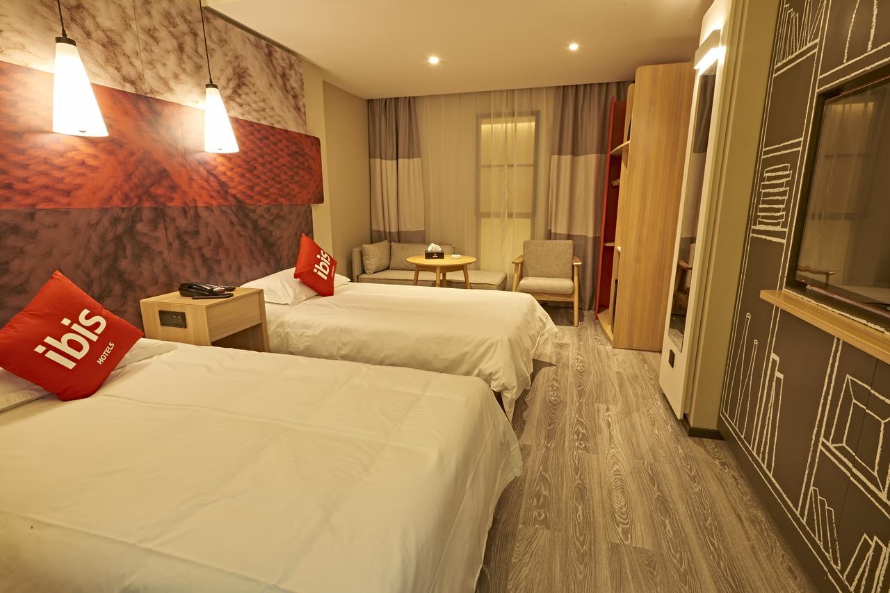 Готель Ibis Wenzhou Ariport Avenue Екстер'єр фото