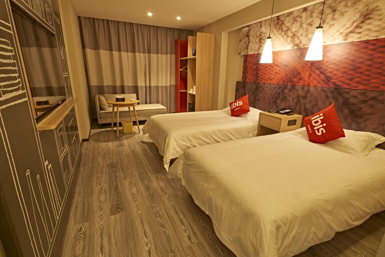 Готель Ibis Wenzhou Ariport Avenue Екстер'єр фото