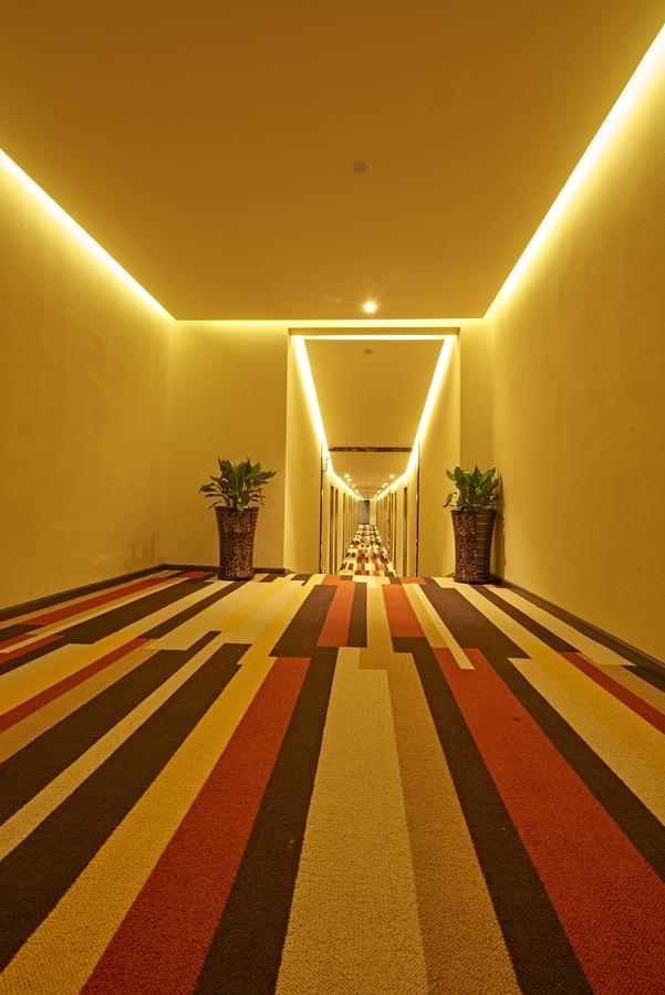 Готель Ibis Wenzhou Ariport Avenue Екстер'єр фото
